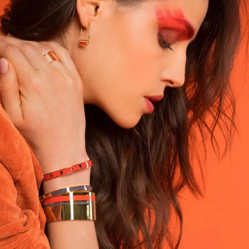 Bangle Up Paris Castelane Cuff Paprika OuiPlease French Online Shop woman wearing three bracelets
